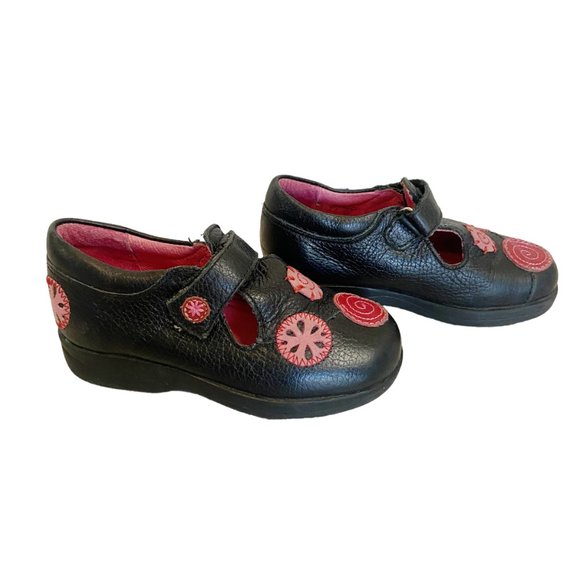 Umi | Girl's Black and Pink Flower Leather Mary Jane Shoes | Size: 7 - Picture 4 of 6
